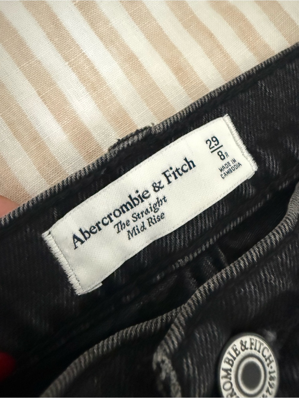 Abercrombie & Fitch Mid-Rise Washed Black Straight Jeans - Picture 5 of 7